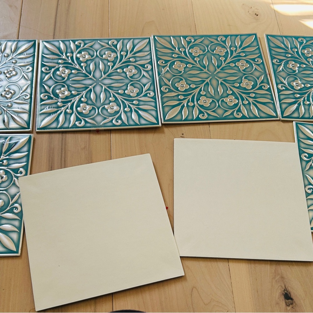 NIB 10-Pack Peel & Stick Tiles 8×8 Turquoise/Silver Backsplash Furniture Art - Picture 9 of 14